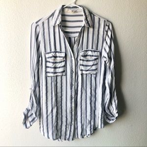Sweet Wanderer Striped Gray & Ivory Buttoned Shirt